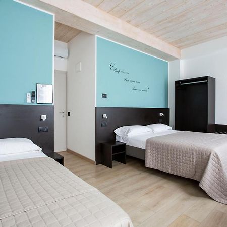 Il B&B Di Piazza Motta Albese Con Cassano Exterior foto